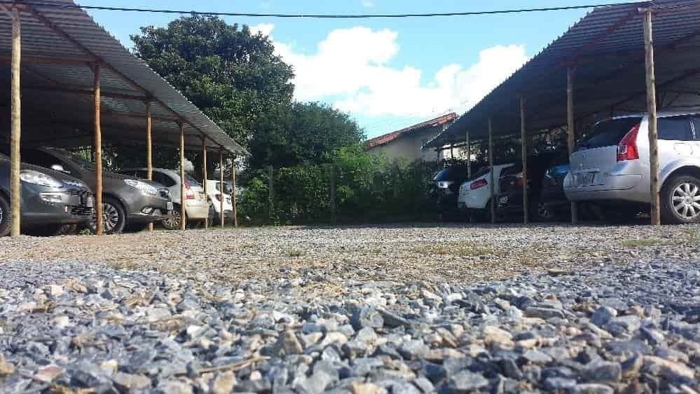 Visão geral do estacionamento aeroporto confins